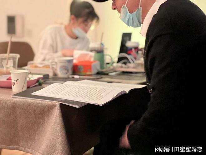 ——剧本杀轰趴交友甜蜜相遇进行时!ag九游会登录田蜜蜜剧本杀单身联谊(图3) ——剧本杀轰趴交友甜蜜相遇进行时!ag九游会登录田蜜蜜剧本杀单身联谊(图3)